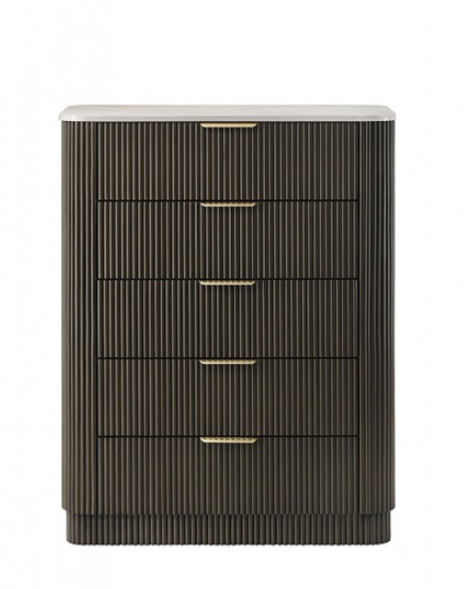 LANTRISANT CHEST - Image 2
