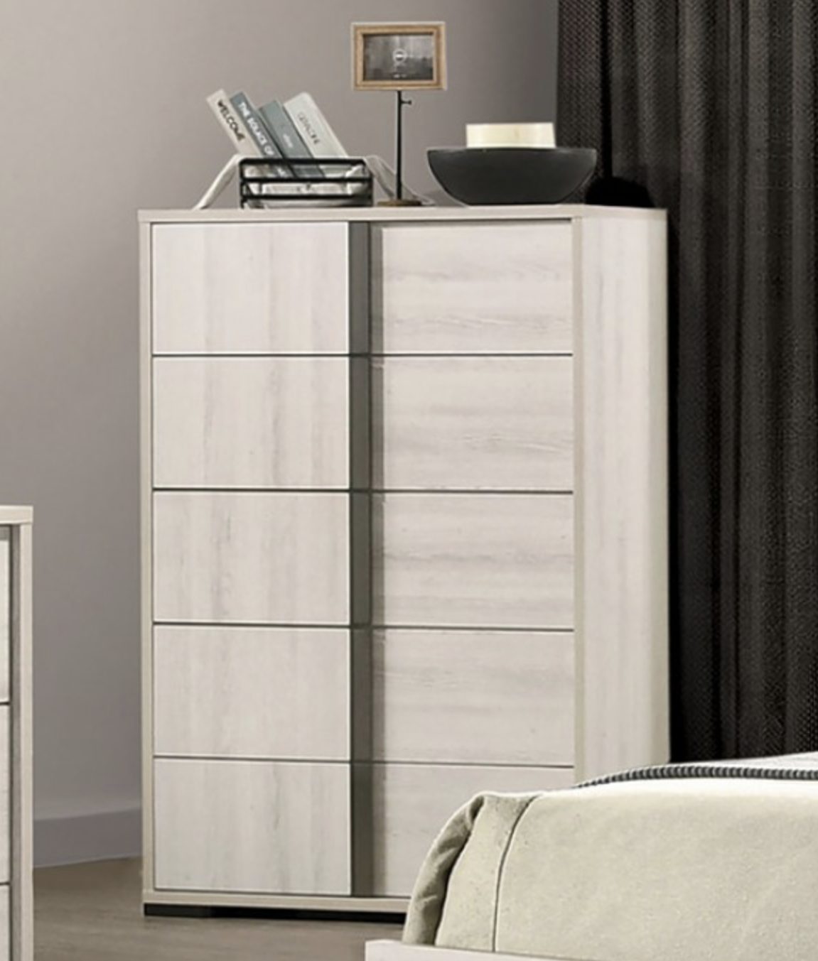 HORTEN CHEST